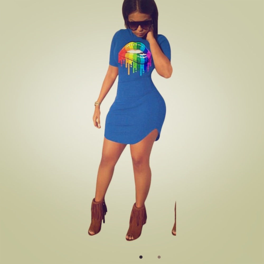 Colorful lip shirt dresses
